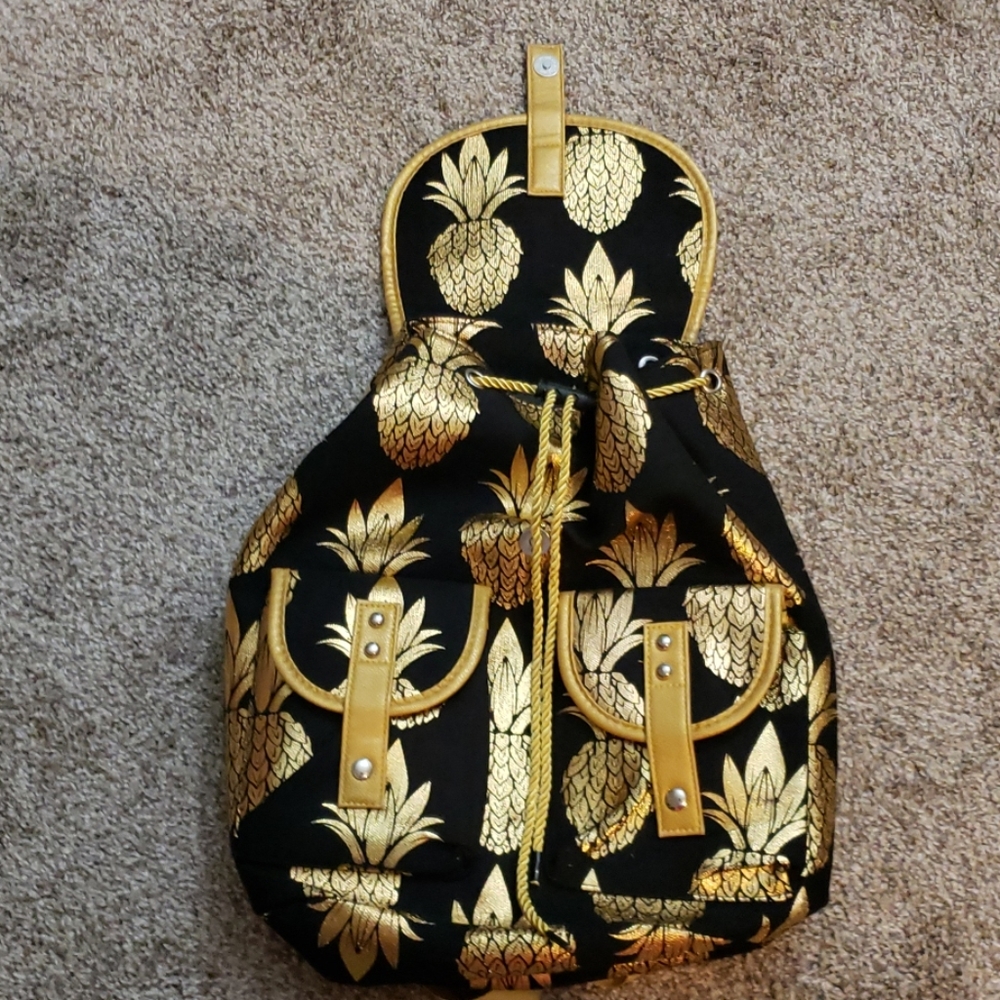 Backpack - Picture 3 of 3